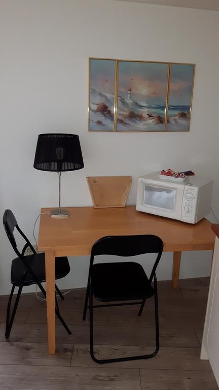 Bed And Breakfast Bij Hooisma Kampen Bagian luar foto