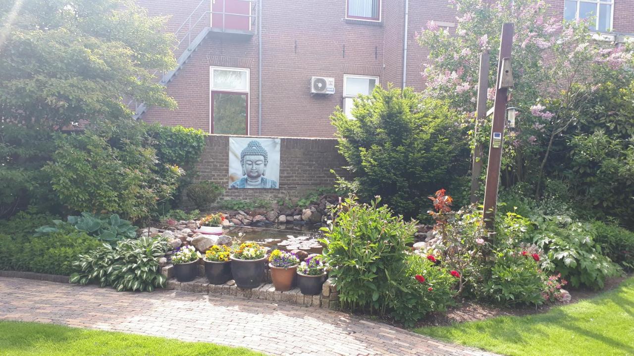 Bed And Breakfast Bij Hooisma Kampen Bagian luar foto